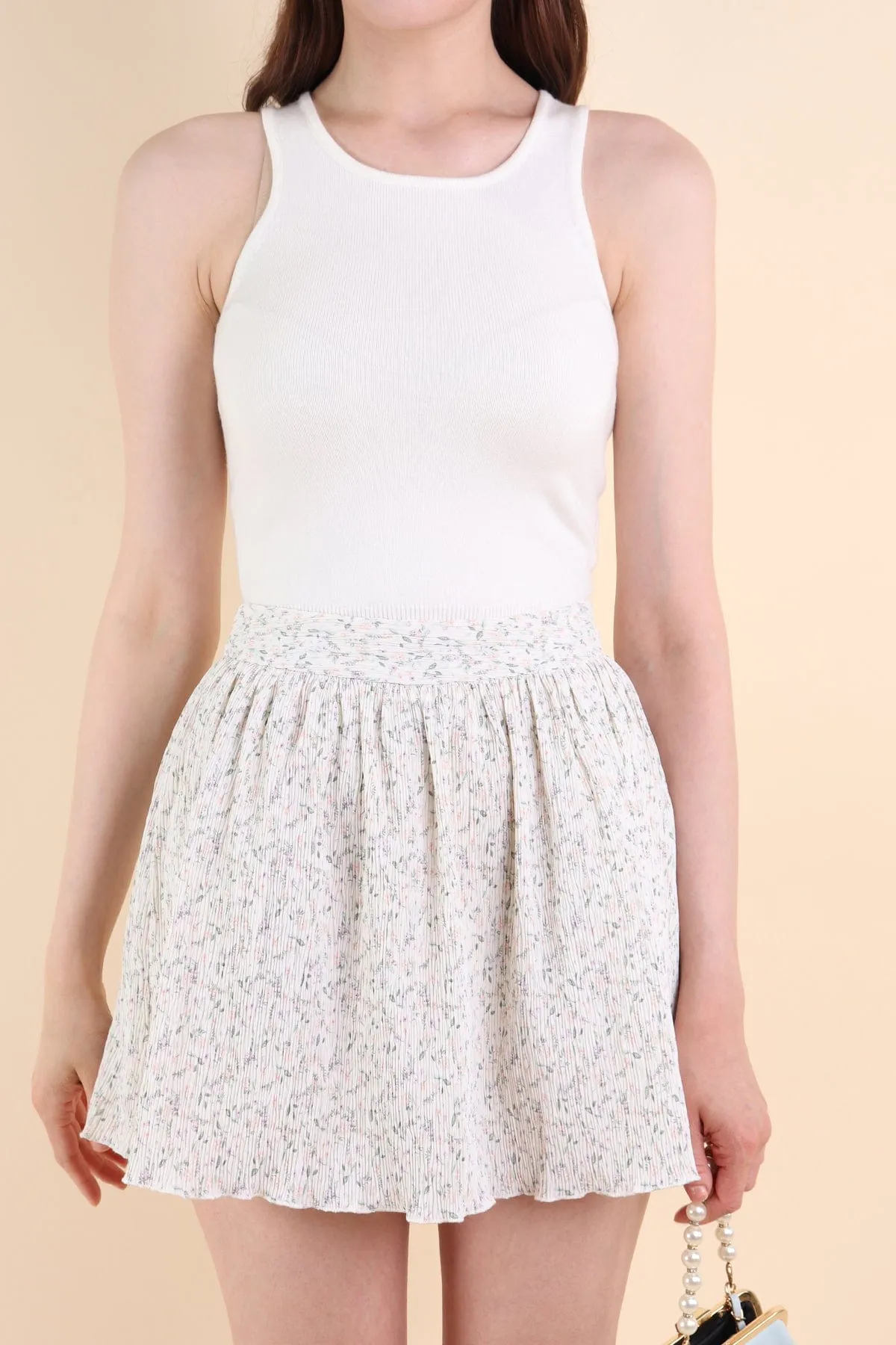 FREESIA FLORAL PLEATED SKORTS IN PASTEL