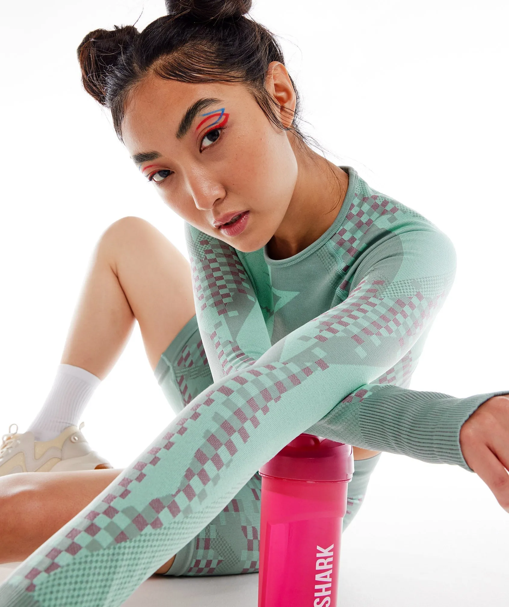 Gymshark Wtflex Cyborg Seamless Long Sleeve Crop Top - Maya Blue/Hibiscus Pink/Turbo Blue